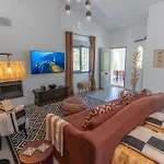 Casa Dona Denia